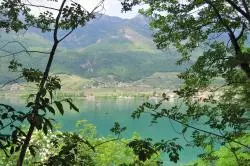 Kalterer See bei Bozen in Südtirol